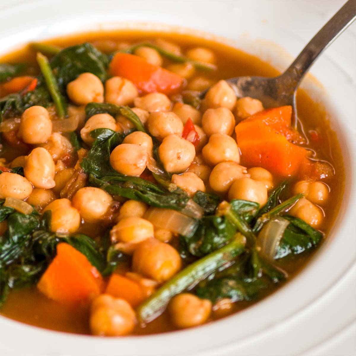 Garbanzos con espinacas